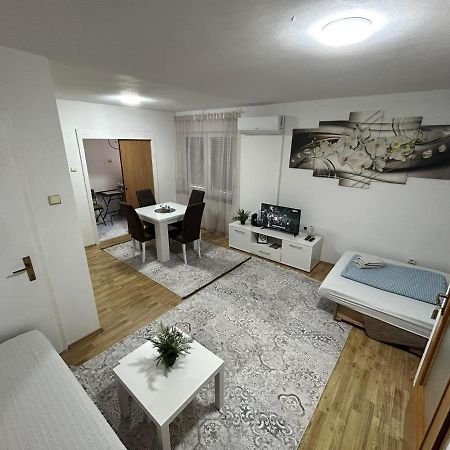Apartman Reyan Яйце Екстериор снимка